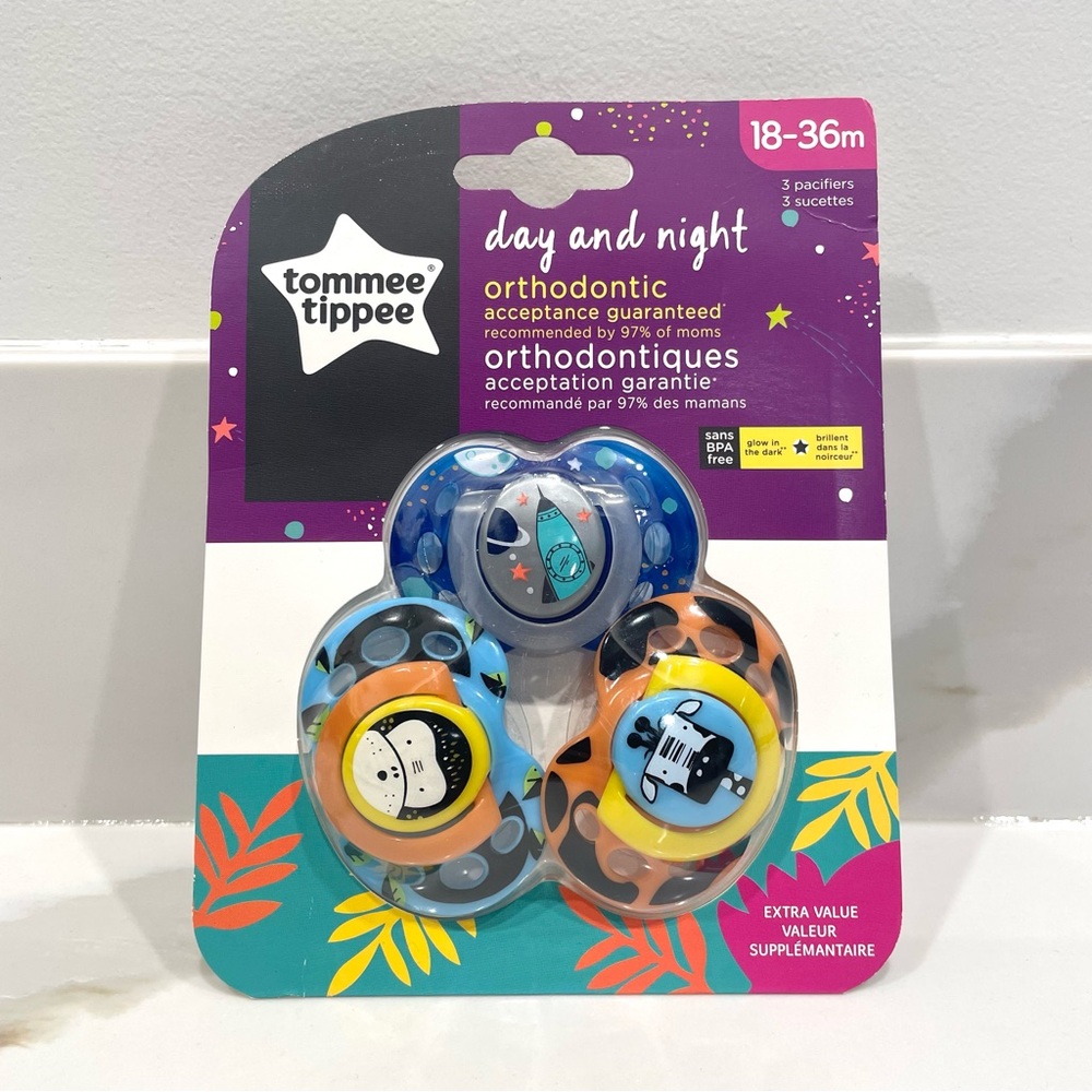 🔵3/$25 NEW Tommee Tippee Day & Night Glow-In-The-Dark Pacifier (18-36M)